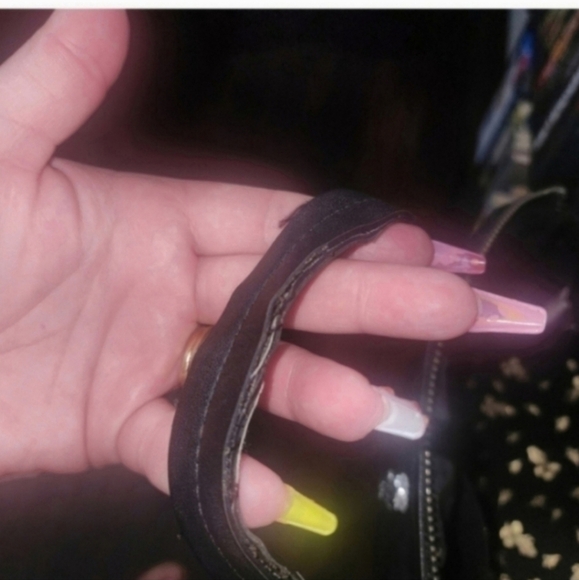 🍁🍂VERY RARE VINTAGE BETSEY JOHNSON SKULL SATCHEL - Picture 2 of 8